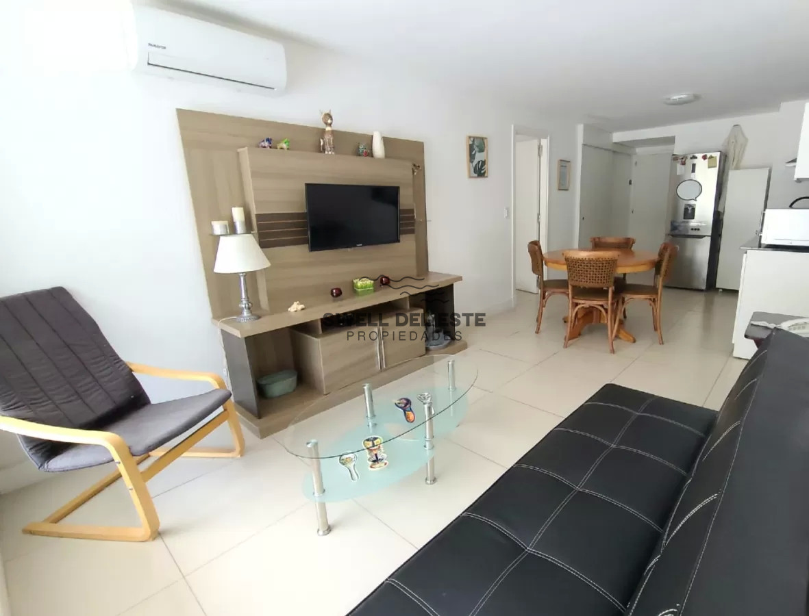 Apartamento ID.322 - En Edificio Unique, te ofrecemos departamento de 2 dormitorios. 