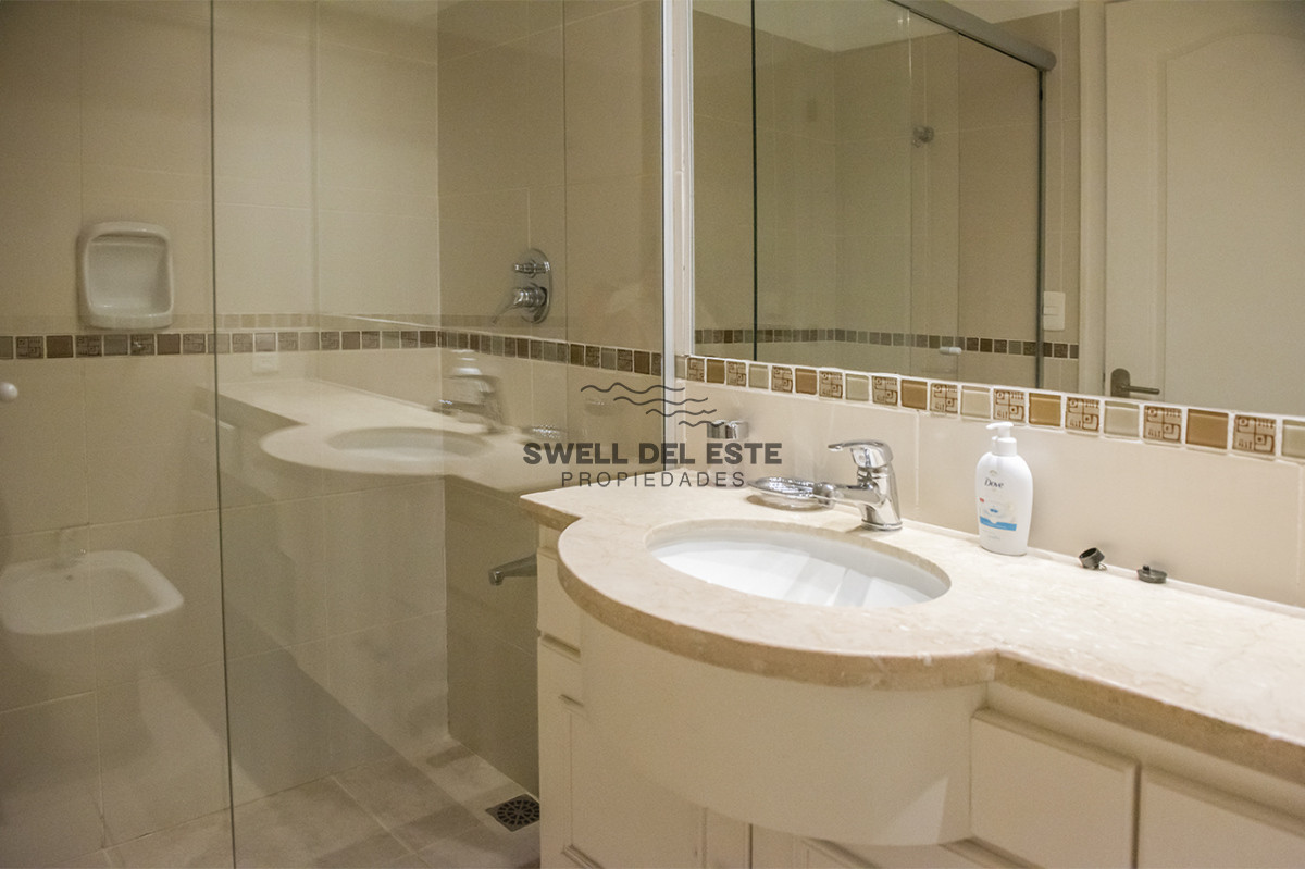 Apartamento ID.235 - En venta Elegante apartamento en San Rafael, Punta del Este