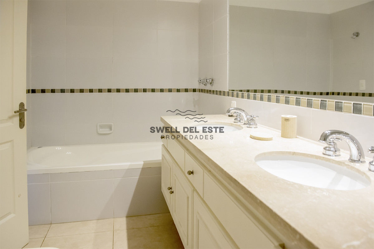 Apartamento ID.235 - En venta Elegante apartamento en San Rafael, Punta del Este