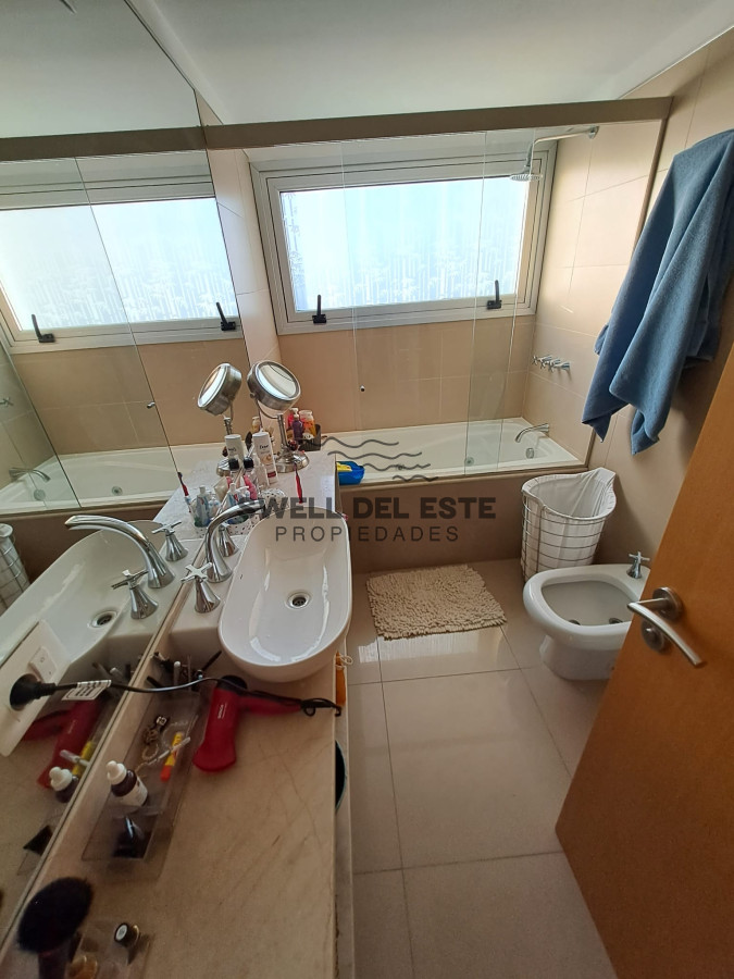 Casa ID.268 - Venta Casa de 3 Dormitorios en Montoya Punta del este con Piscina