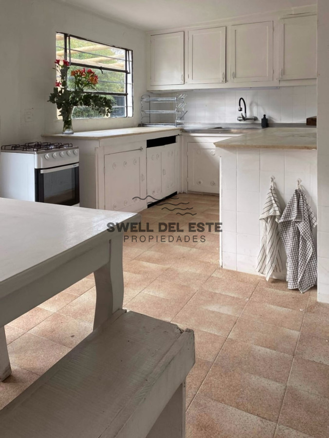 Casa ID.270 - Amplia casa a la venta en Punta del Este de 6 dormitorios en el Tesoro a 200 mts de ruta 10