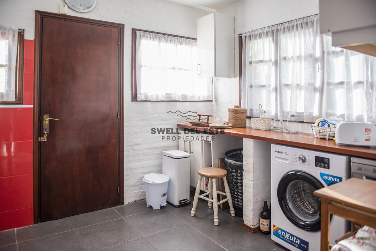 Casa ID.517 - Muy linda casa en venta, zona inmejorable, 3 dormitorios y servicio