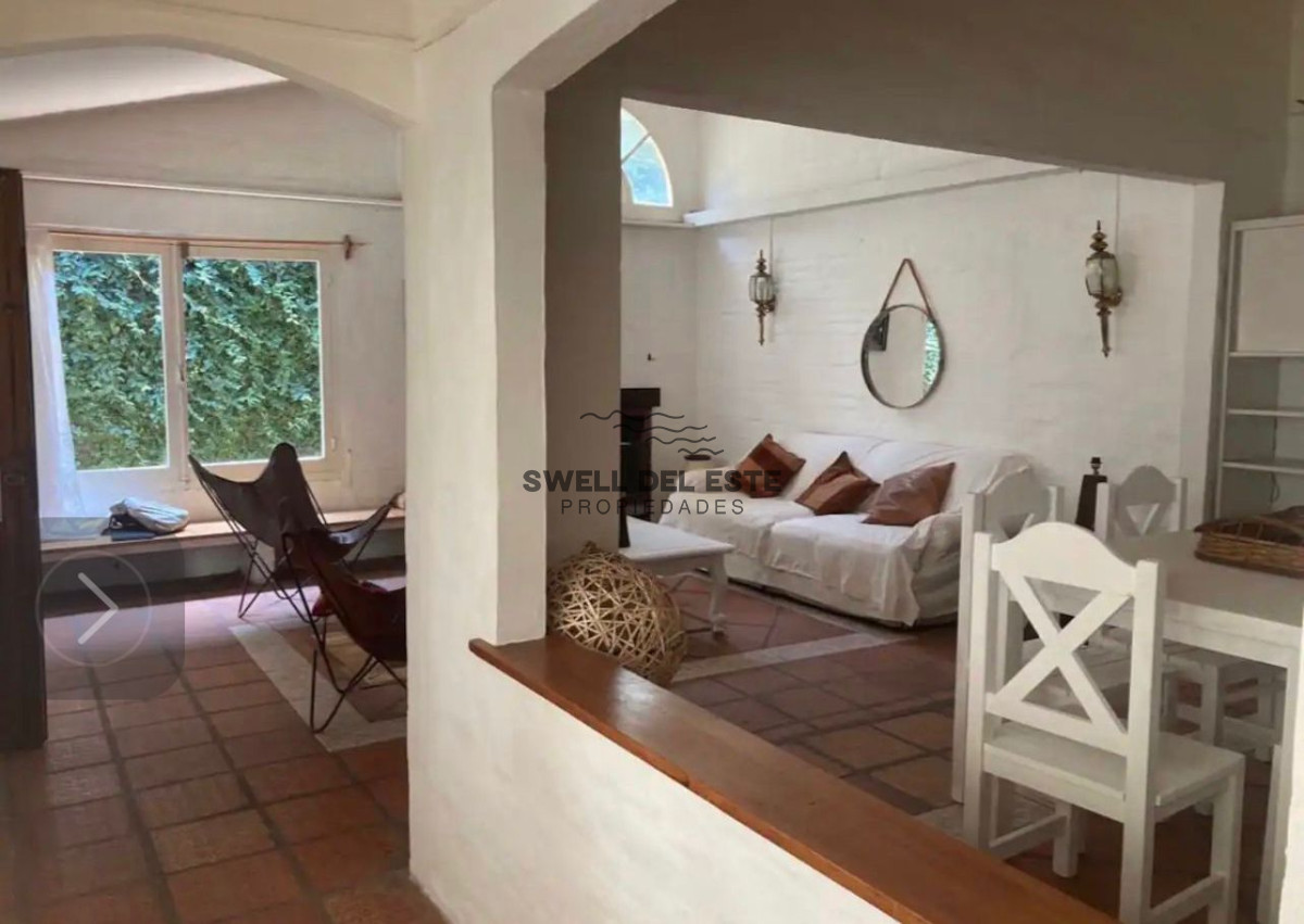 Casa ID.516 - Vende casa en Punta del Este de 4 dormitorios.