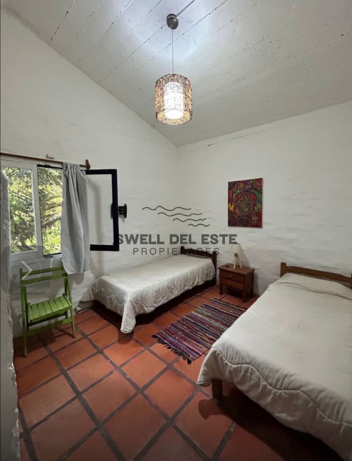 Casa ID.516 - Vende casa en Punta del Este de 4 dormitorios.