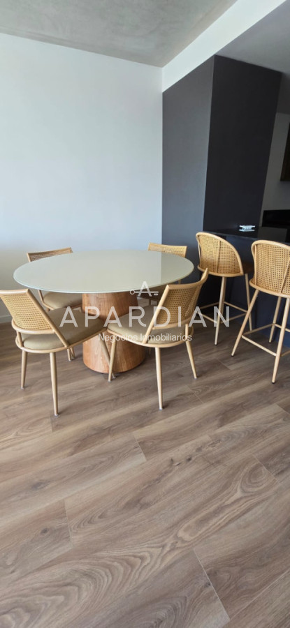 Apartamento ID.21098486 - Departamento de 2 dorm en venta en Torres del Este, excelente ubicacion