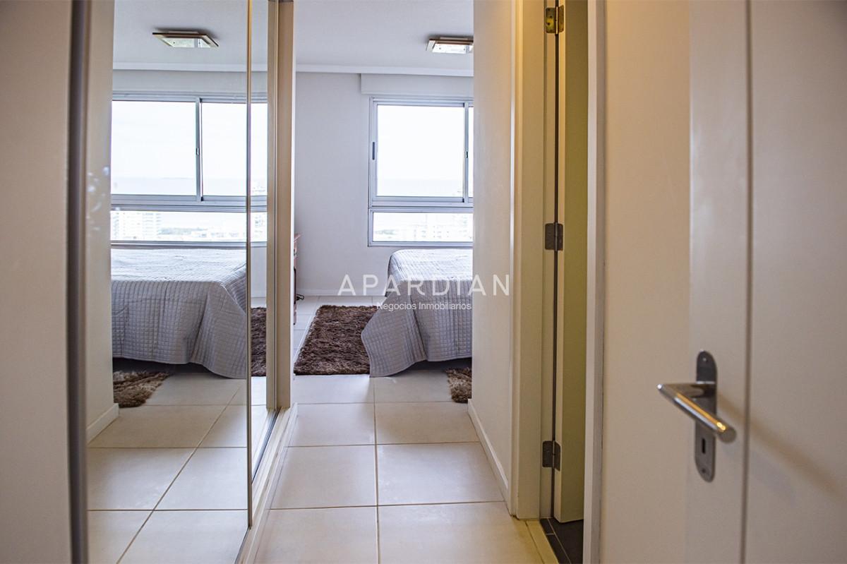 Apartamento ID.21097864 - Se vende apartamento en ocean drive II de 3 dormitorios, Punta del Este 