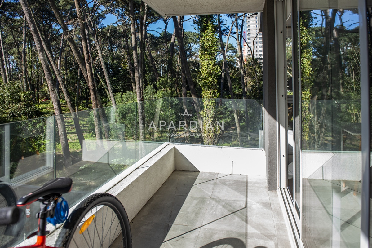 Apartamento ID.21097722 - Apartamento en venta en Avenue Roosevelt, 2 dormitorios, bajos gastos comunes 