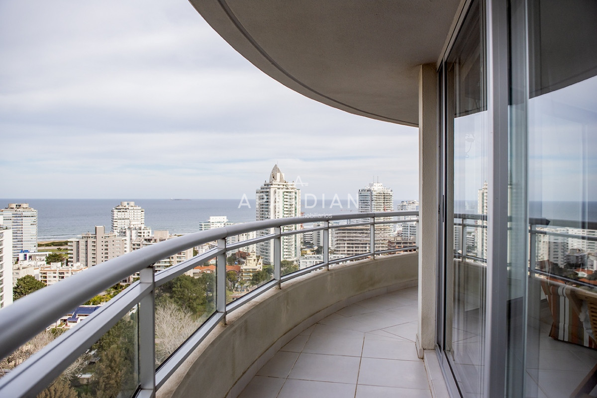 Apartamento ID.21097864 - Se vende apartamento en ocean drive II de 3 dormitorios, Punta del Este 