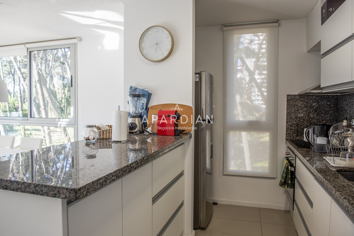 Apartamento ID.21097722 - Apartamento en venta en Avenue Roosevelt, 2 dormitorios, bajos gastos comunes 