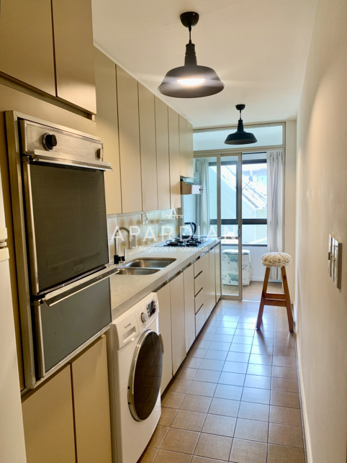 Apartamento ID.21099173 - En venta apartamento de 2 mas dep. en Península, Punta del Este