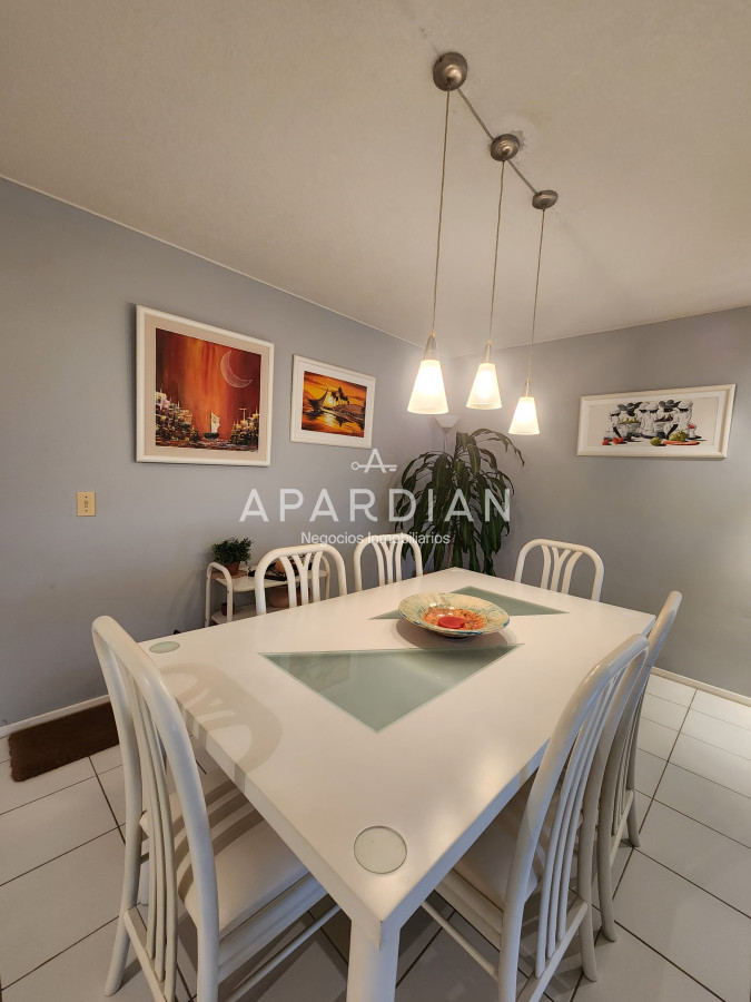 Apartamento ID.21097608 - Vende apartamento de 2 dormitorios en Punta del Este.