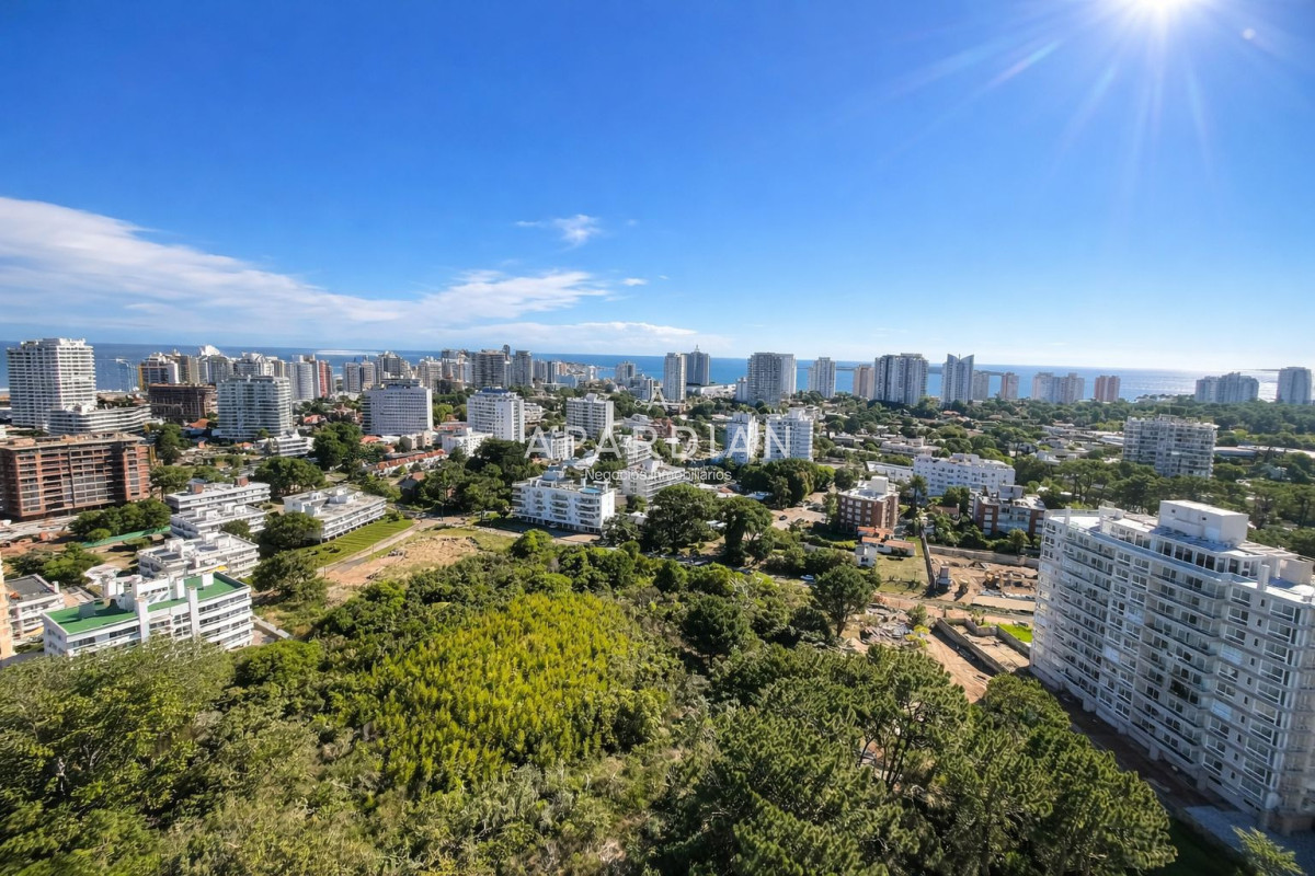 Apartamento ID.21099128 - Excelente apartamento de 2 dormitorios en destacado complejo en zona roosevelt 