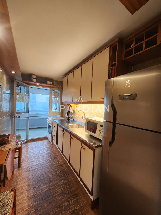 Apartamento ID.21097608 - Vende apartamento de 2 dormitorios en Punta del Este.