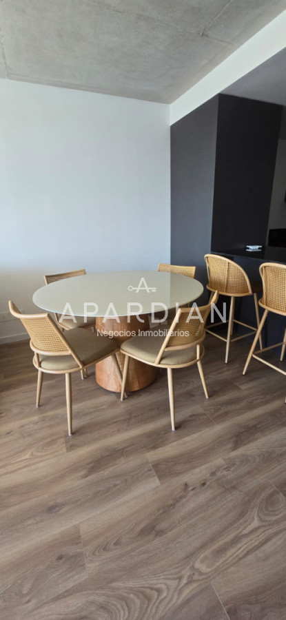 Apartamento ID.21098486 - Departamento de 2 dorm en venta en Torres del Este, excelente ubicacion