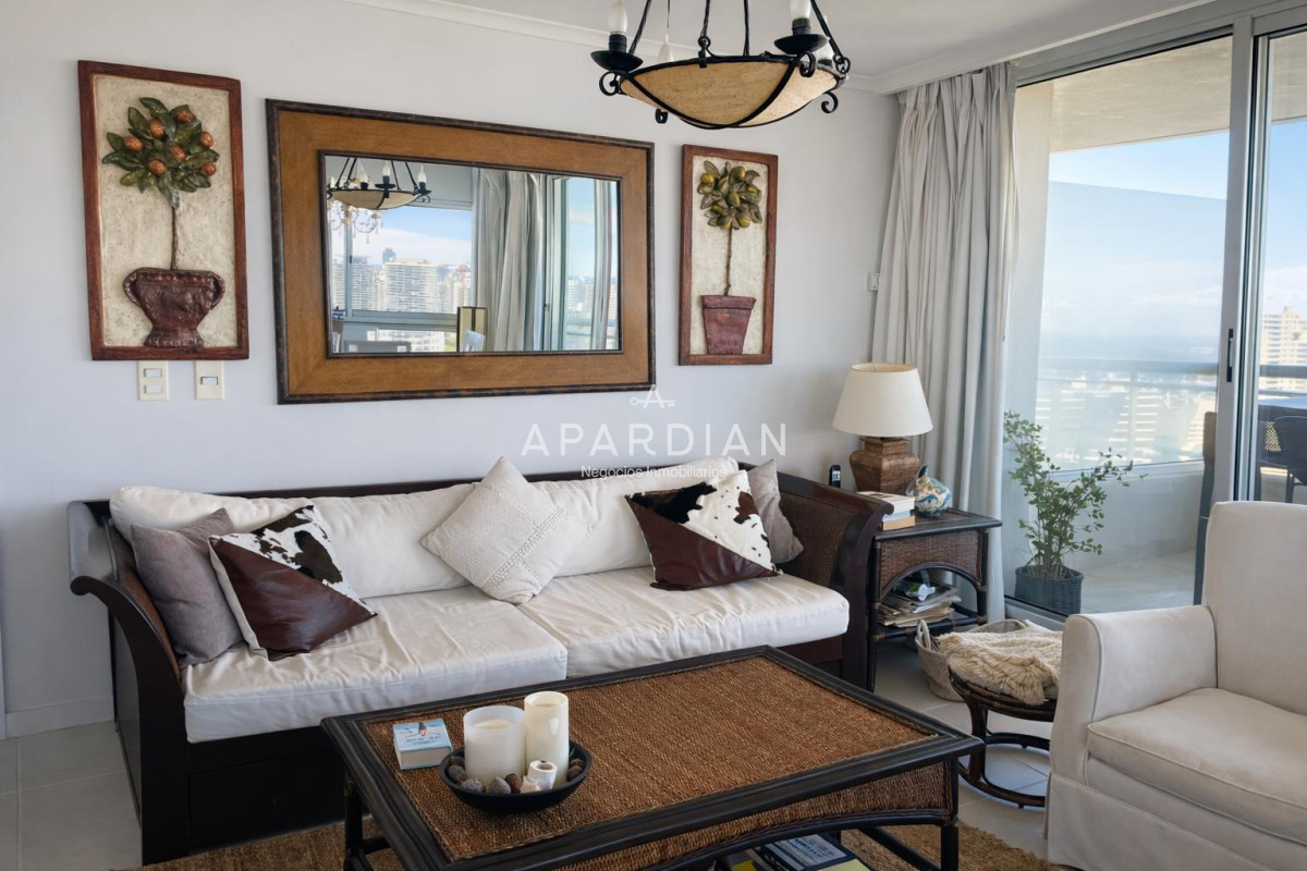 Apartamento ID.21099128 - Excelente apartamento de 2 dormitorios en destacado complejo en zona roosevelt 