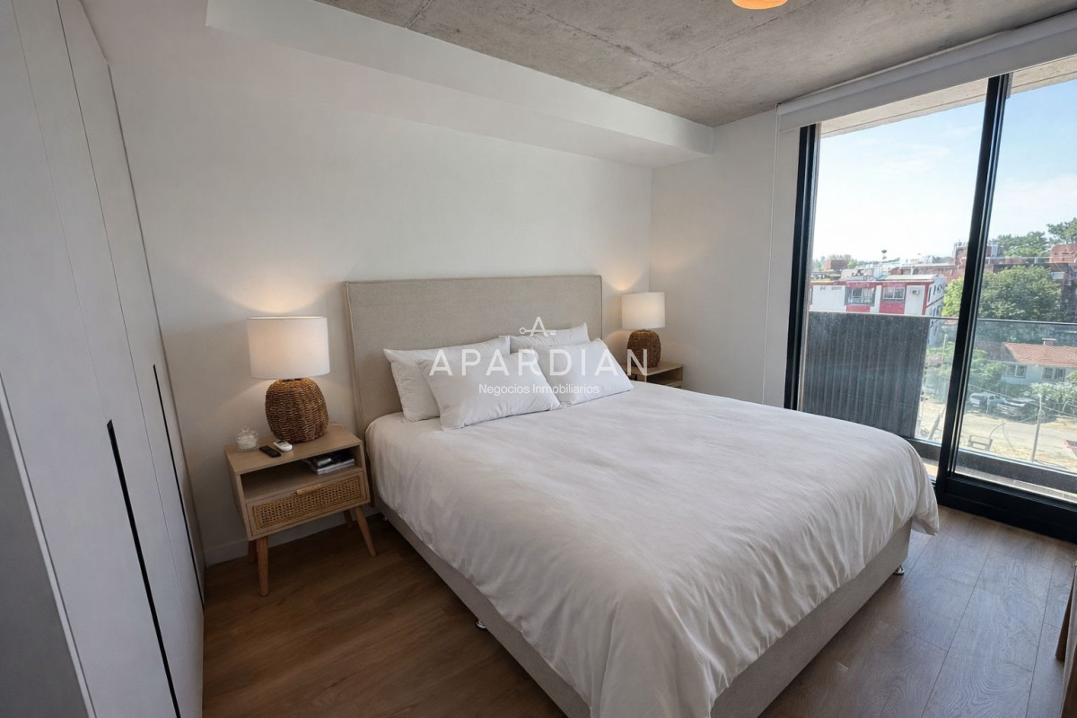 Apartamento ID.21098486 - Departamento de 2 dorm en venta en Torres del Este, excelente ubicacion