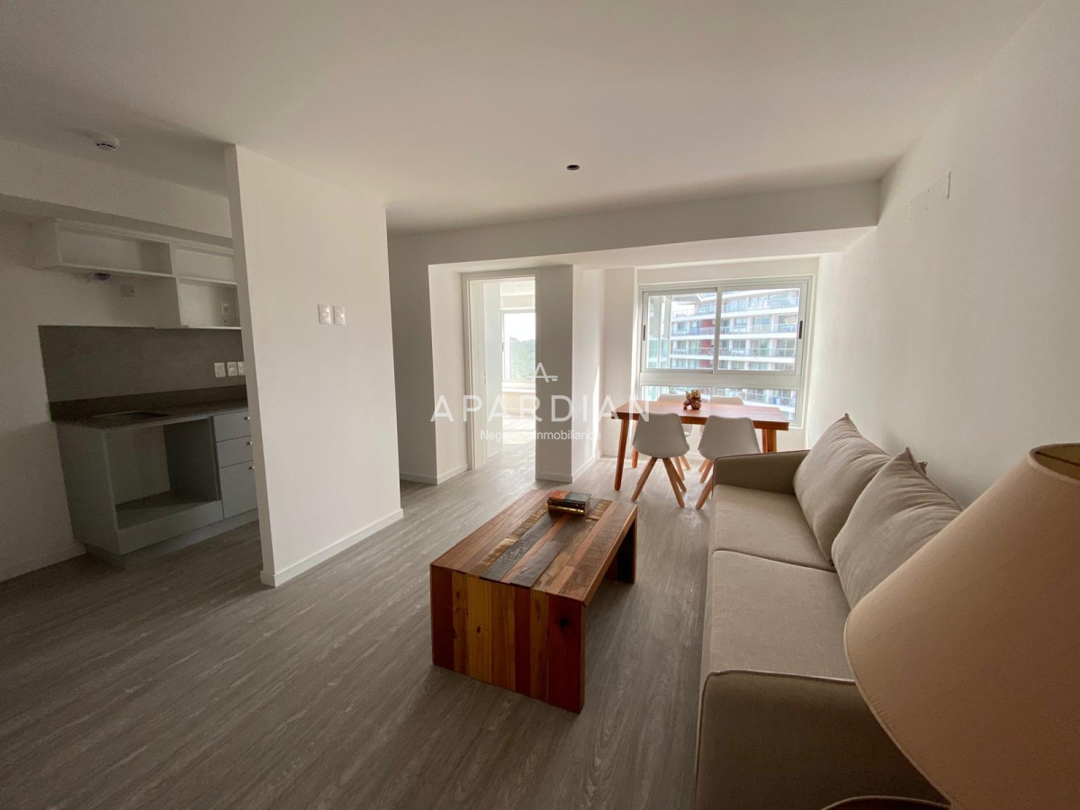 Apartamento ID.21098560 - Exelente departamento en zona Privilegiada