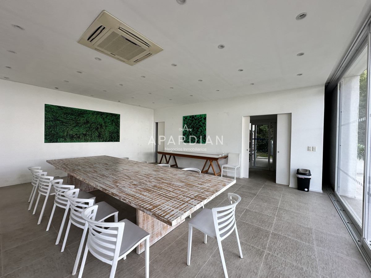 Casa ID.21098179 - Espectacular casa en Venta en Golf, Punta del Este 