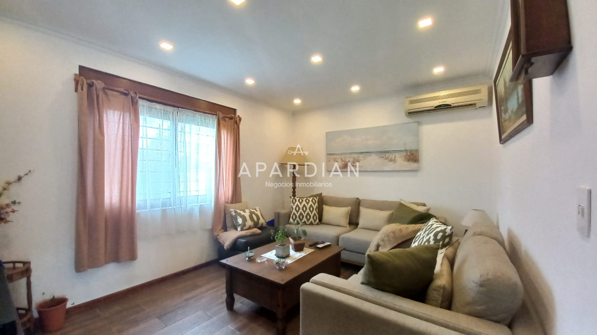 Casa ID.21098239 - Vende casa de 3 dormitorios, en excelente estado, Pinares, Punta del Este 