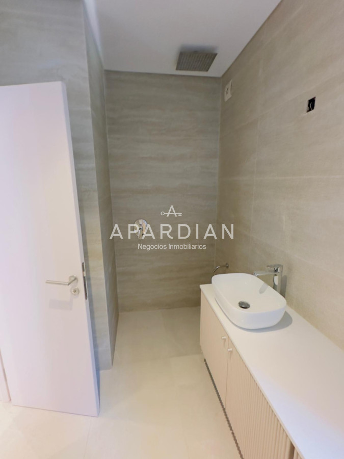 Casa ID.21098625 - Vende casa a estrenar en Club del lago, Punta Ballena 