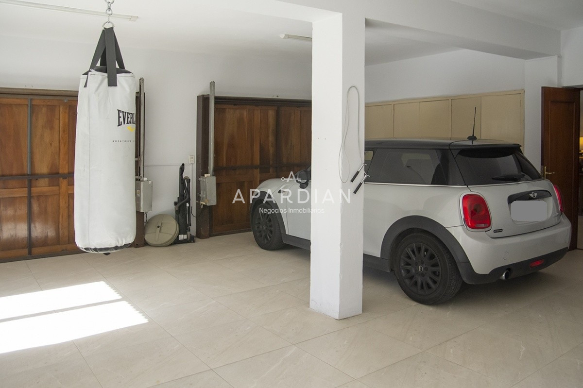 Casa ID.21098117 - Hermosa casa de gran tamaño en venta,  zona de Pinares, Punta del Este
