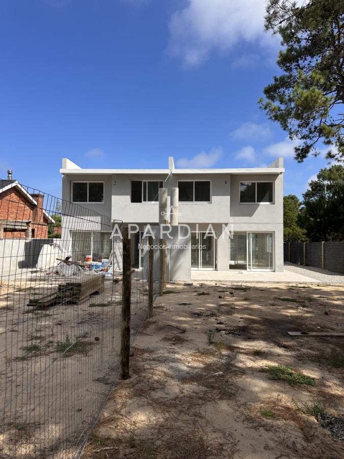 Casa ID.21099172 - Casas de 3 dormitorios a estrenar en Punta del este