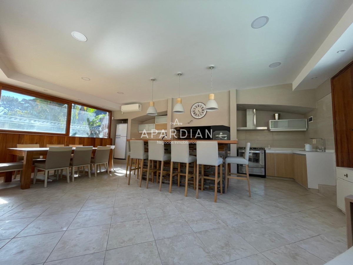Casa ID.21098128 - Hermosa casa en venta en Punta del Este