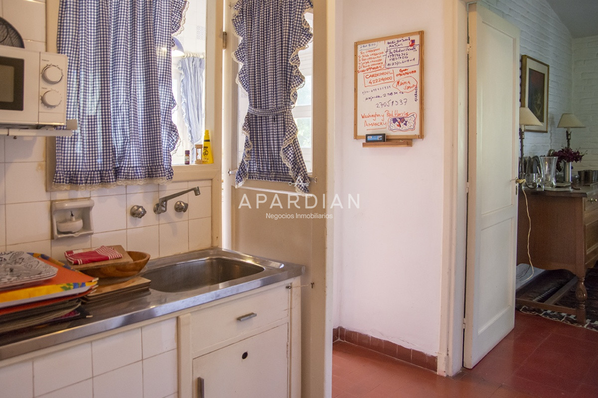 Casa ID.21097400 - VENDE CASA DE 3 DORMITORIOS EN PLAYA MANSA, CON AMPLIO TERRENO EN PUNTA DEL ESTE