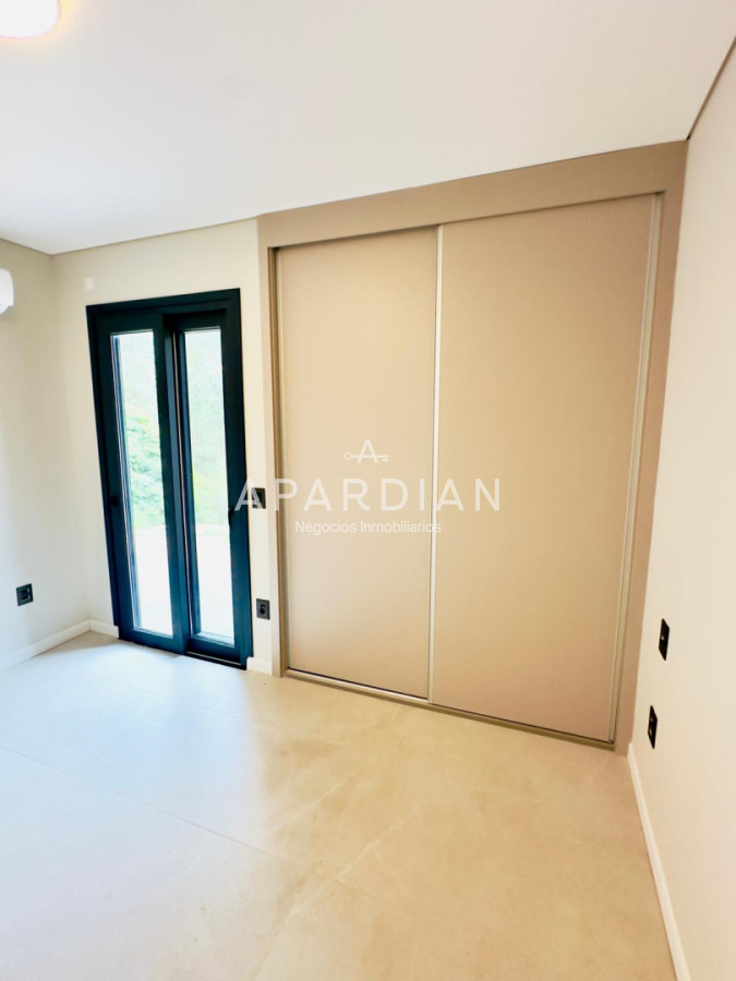 Casa ID.21098625 - Vende casa a estrenar en Club del lago, Punta Ballena 