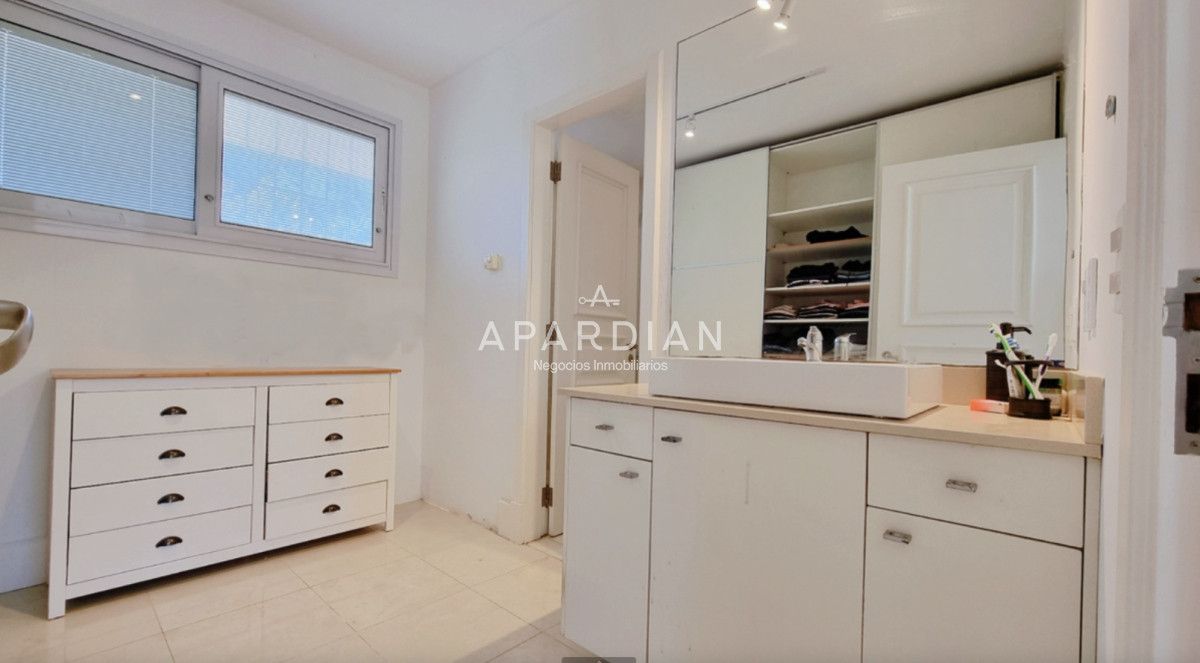 Casa ID.21098180 - En venta espectacular casa de 5 dormitorios en Golf, Punta del Este