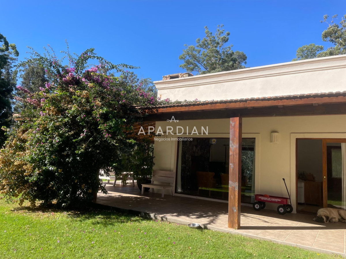 Casa ID.21096928 - Vende impresionante casa en Punta Ballena de 2 dormitorios.