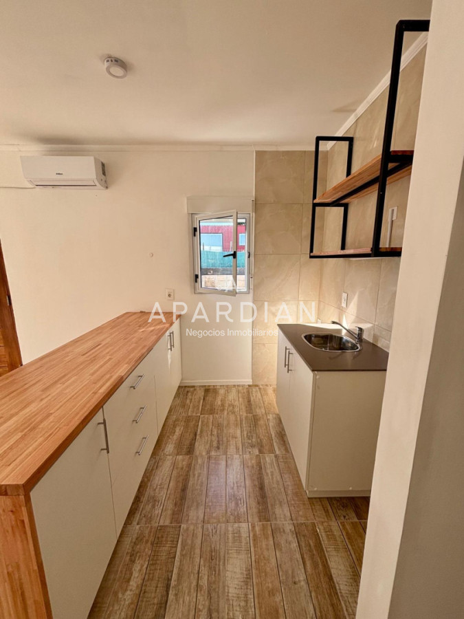 Casa ID.21100047 - En venta casa en Altos de la Laguna, Maldonado de 2 dormitorios con parrillero.