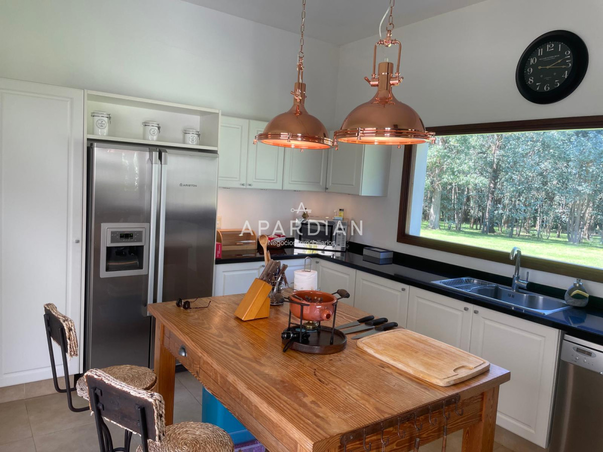 Casa ID.21096928 - Vende impresionante casa en Punta Ballena de 2 dormitorios.