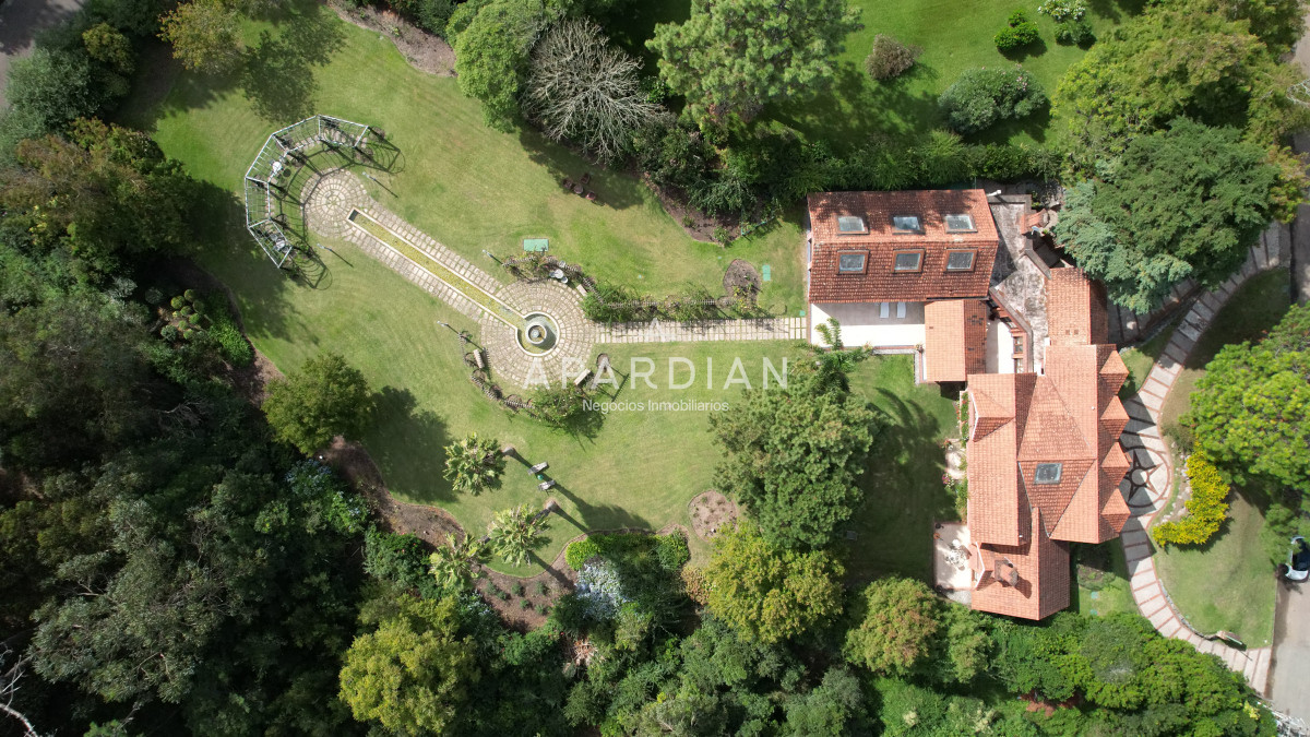 Casa ID.21098176 - Propiedad exclusiva ubicada en Golf, Punta del este 
