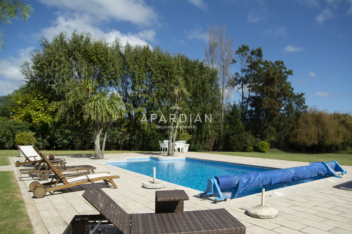 Casa ID.21098117 - Hermosa casa de gran tamaño en venta,  zona de Pinares, Punta del Este