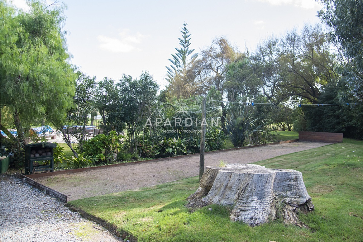 Casa ID.21098117 - Hermosa casa de gran tamaño en venta,  zona de Pinares, Punta del Este