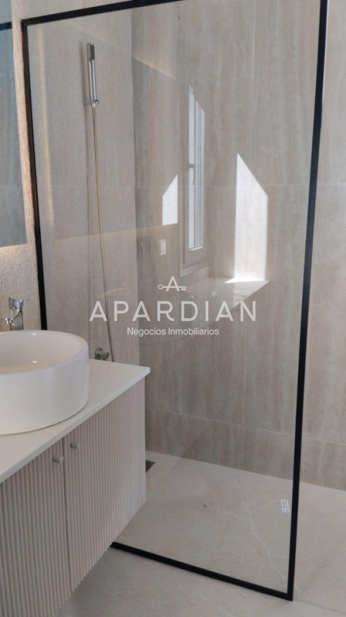 Casa ID.21098625 - Vende casa a estrenar en Club del lago, Punta Ballena 