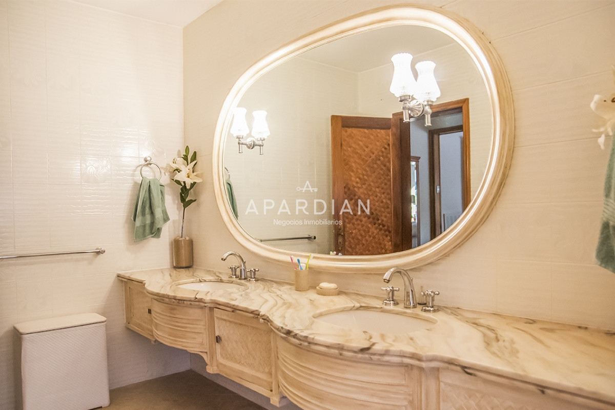 Casa ID.21098128 - Hermosa casa en venta en Punta del Este