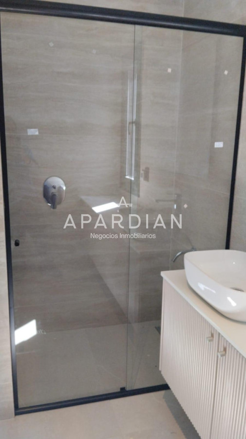 Casa ID.21098625 - Vende casa a estrenar en Club del lago, Punta Ballena 