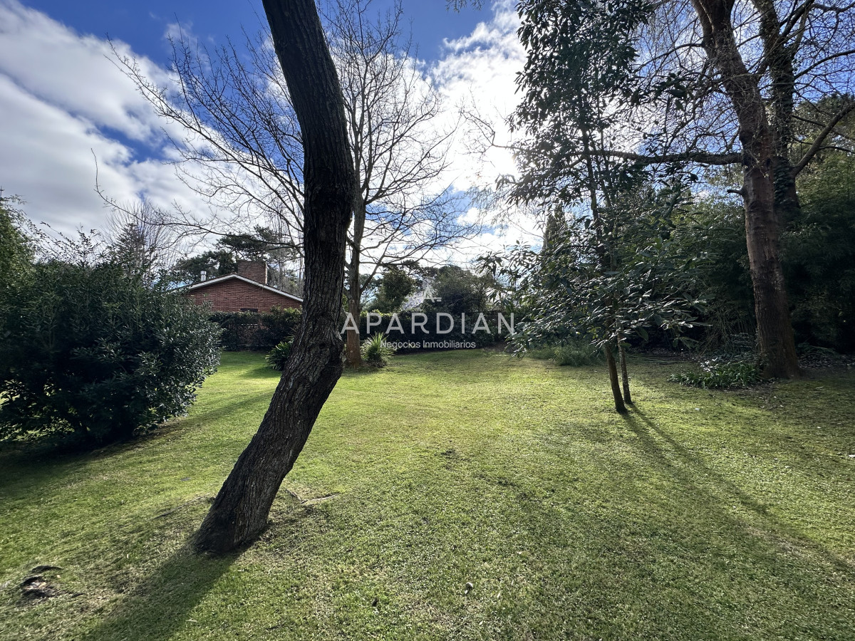 Casa ID.21098179 - Espectacular casa en Venta en Golf, Punta del Este 