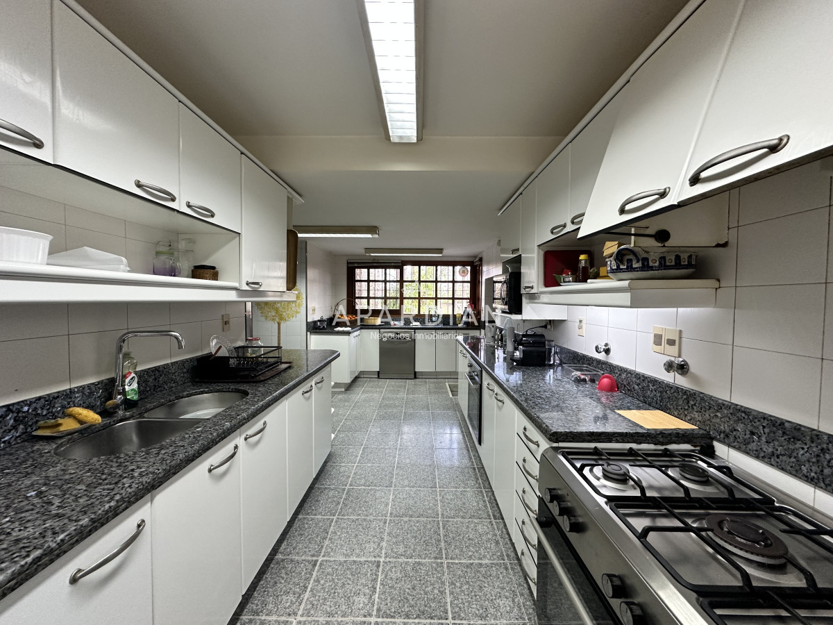 Casa ID.21098179 - Espectacular casa en Venta en Golf, Punta del Este 