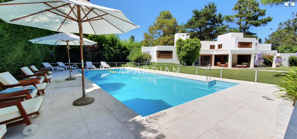 Casa ID.21098179 - Espectacular casa en Venta en Golf, Punta del Este 