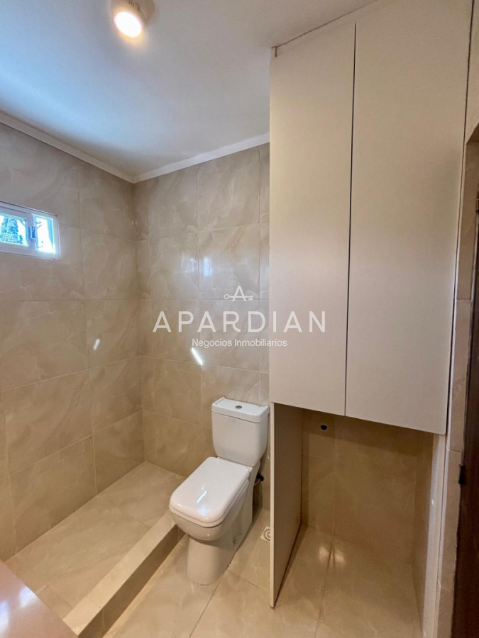 Casa ID.21100047 - En venta casa en Altos de la Laguna, Maldonado de 2 dormitorios con parrillero.