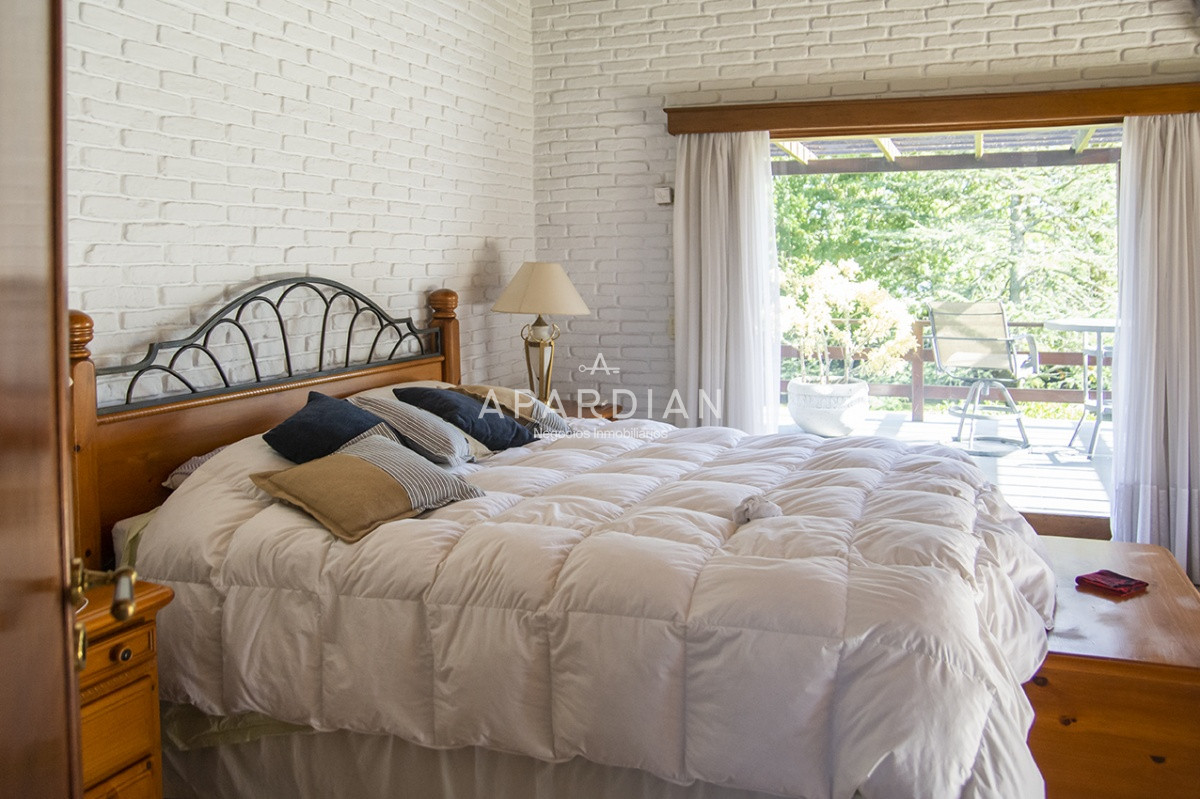 Casa ID.21098117 - Hermosa casa de gran tamaño en venta,  zona de Pinares, Punta del Este