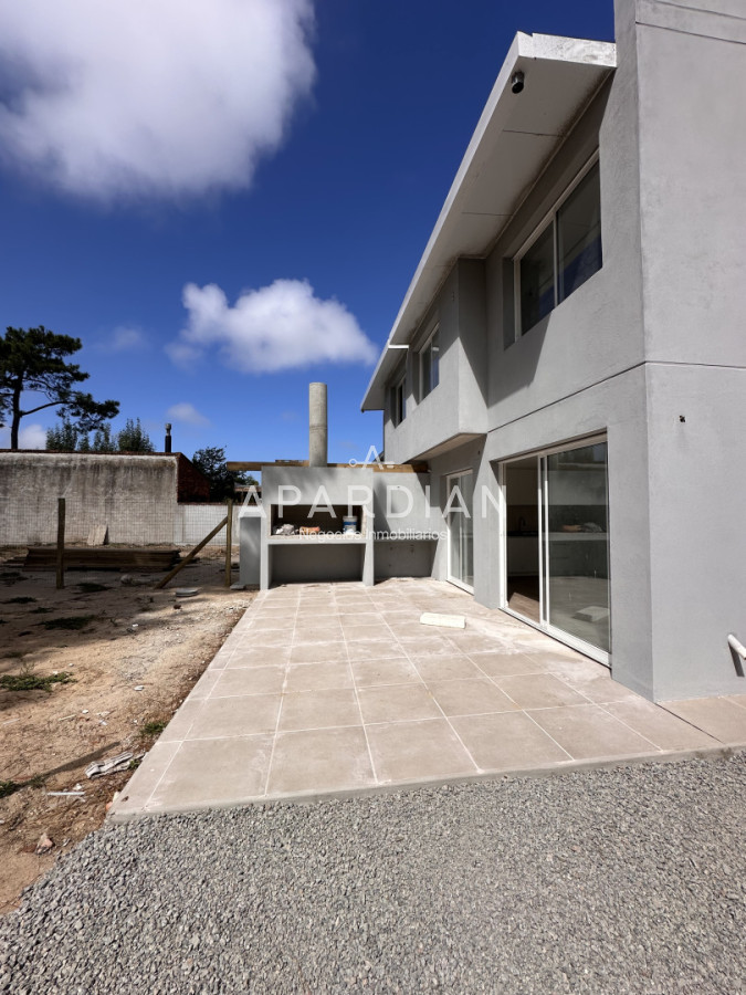 Casa ID.21099172 - Casas de 3 dormitorios a estrenar en Punta del este