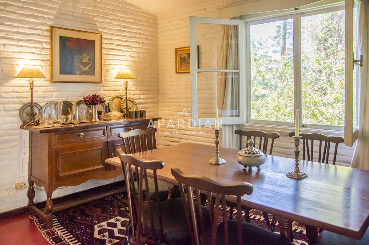 Casa ID.21097400 - VENDE CASA DE 3 DORMITORIOS EN PLAYA MANSA, CON AMPLIO TERRENO EN PUNTA DEL ESTE