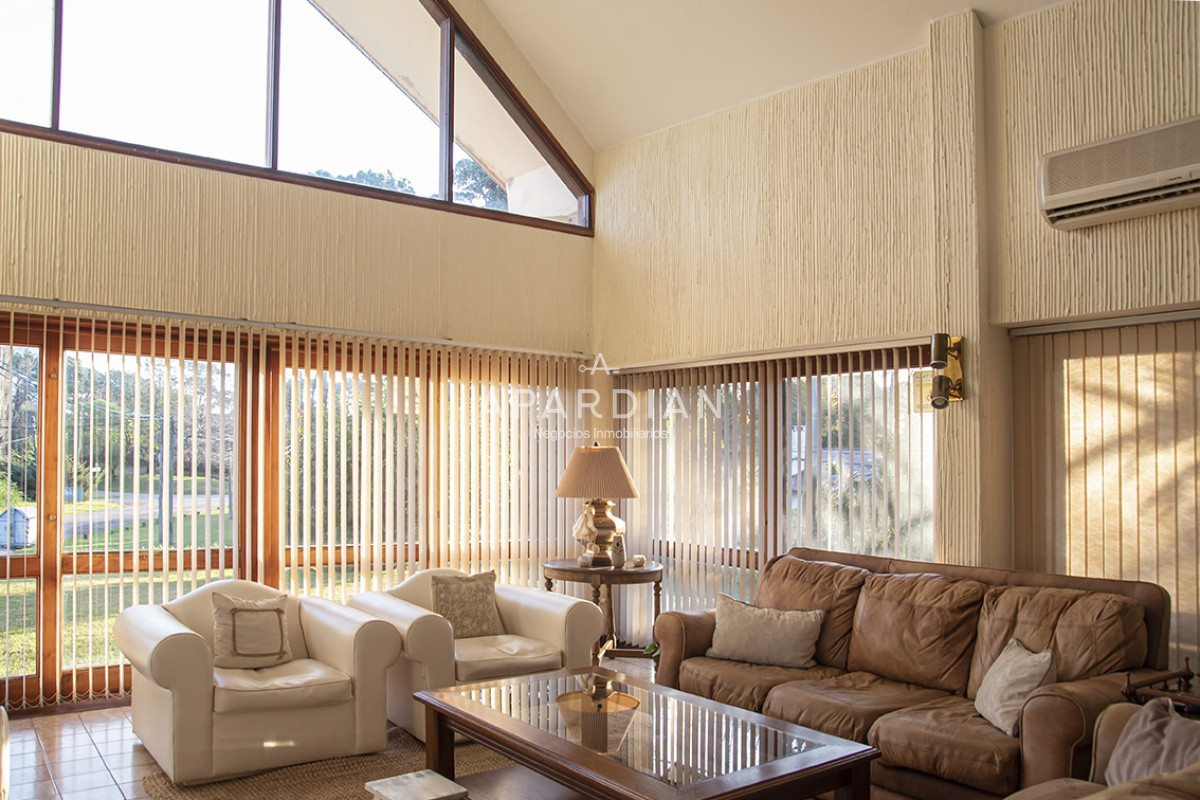 Casa ID.21098128 - Hermosa casa en venta en Punta del Este