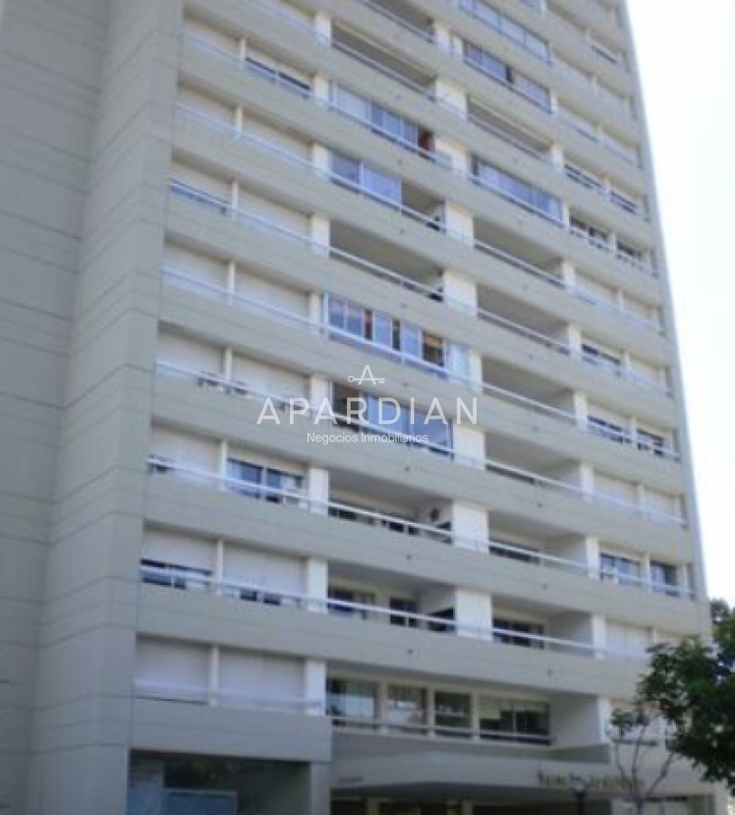 Apartamento ID.21097608 - Vende apartamento de 2 dormitorios en Punta del Este.