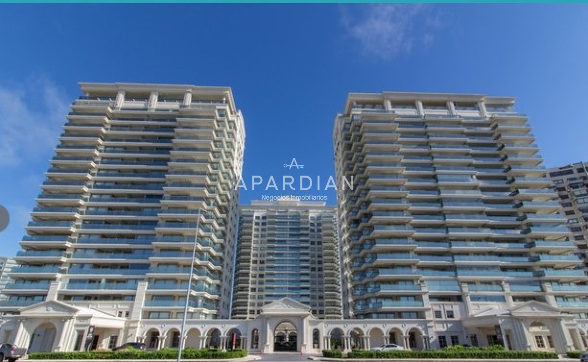 Apartamento ID.21096921 - Vende departamento de 2 dormitorios en Brava, Punta del Este con hermosa vista