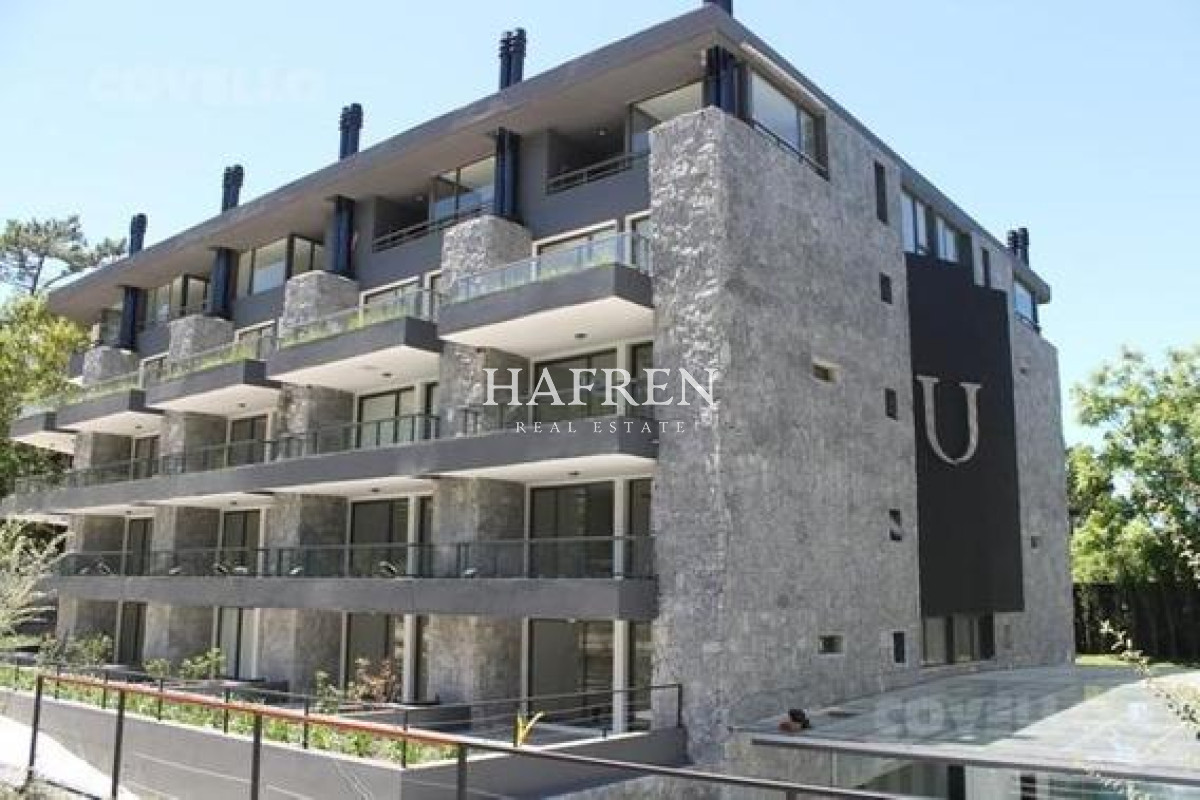 Apartamento ID.78 - Apartamento en Venta de 2 dormitorios en Punta del este , Maldonado 